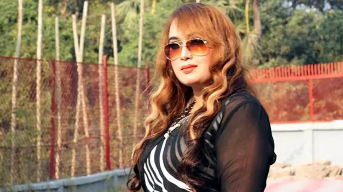 ‘টাকার বিনিময়ে ভোট বিক্রি’, অভিযোগ তুললেন নায়িকা পলি